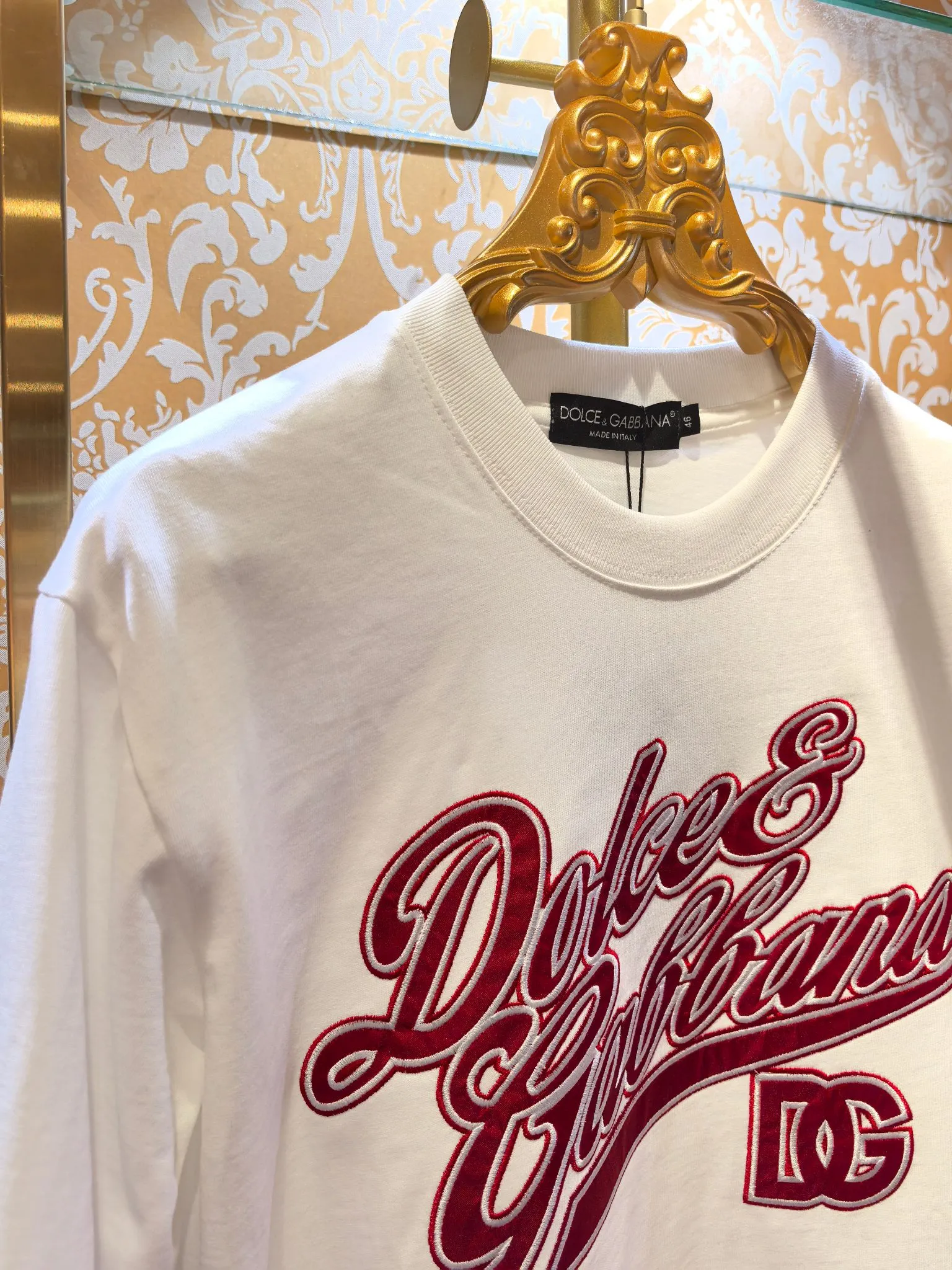 𝘿𝙊𝙇𝘾𝙀 & 𝙂𝘼𝘽𝘽𝘼𝙉𝘼 2026/ss New Arrival T DG logo Authentic Same Style : ， ， Sizes:S-XL